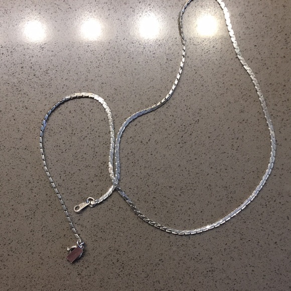 18” vintage silver tone chain
